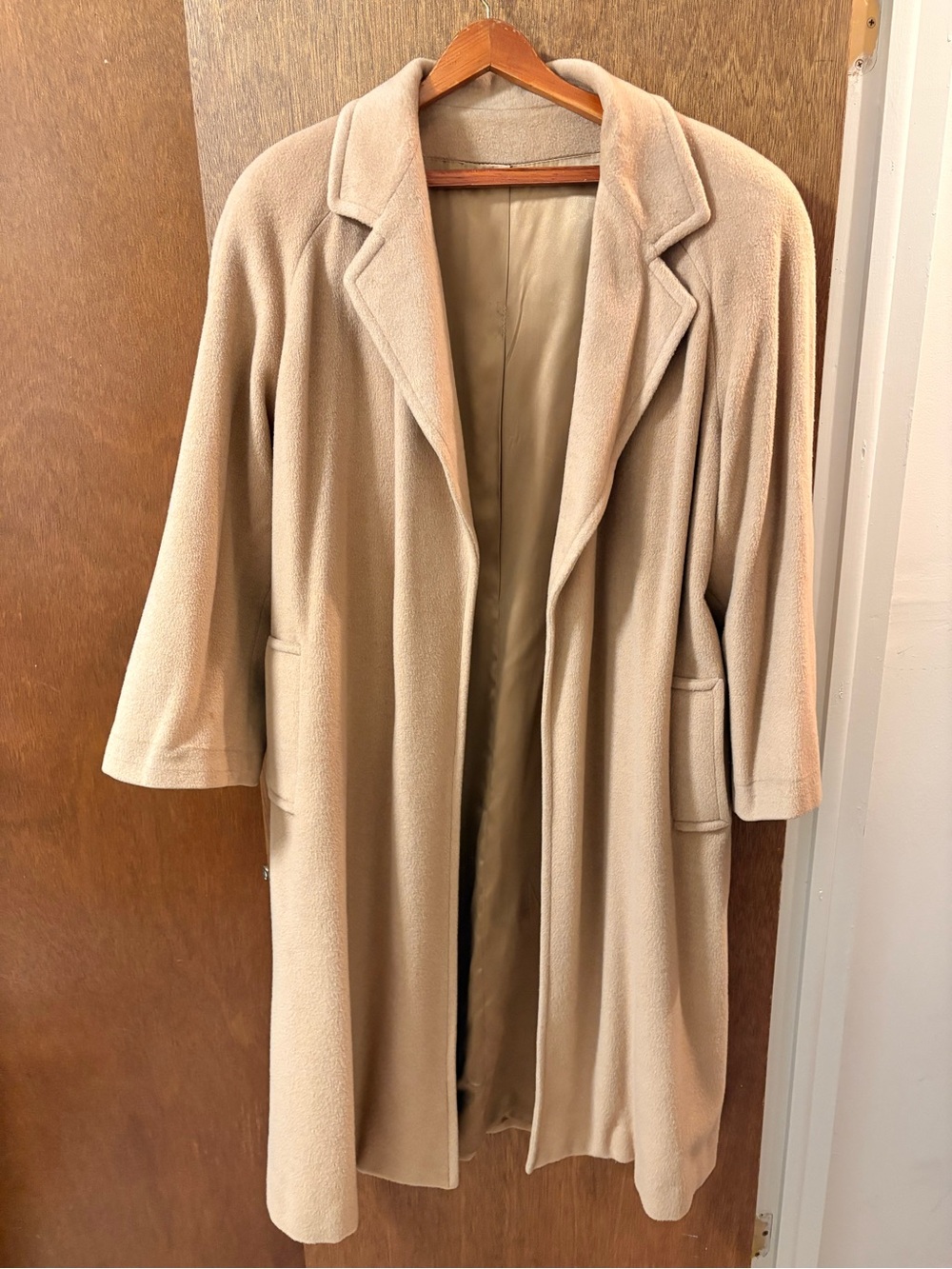 Classic Women's Cream Long Coat(bc20)